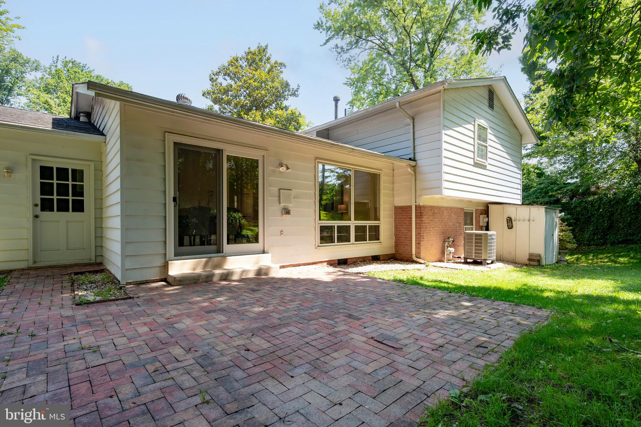 8105 Greeley Boulevard Springfield, VA 22152 - Photo 34 of 40 Gallery Image 34
