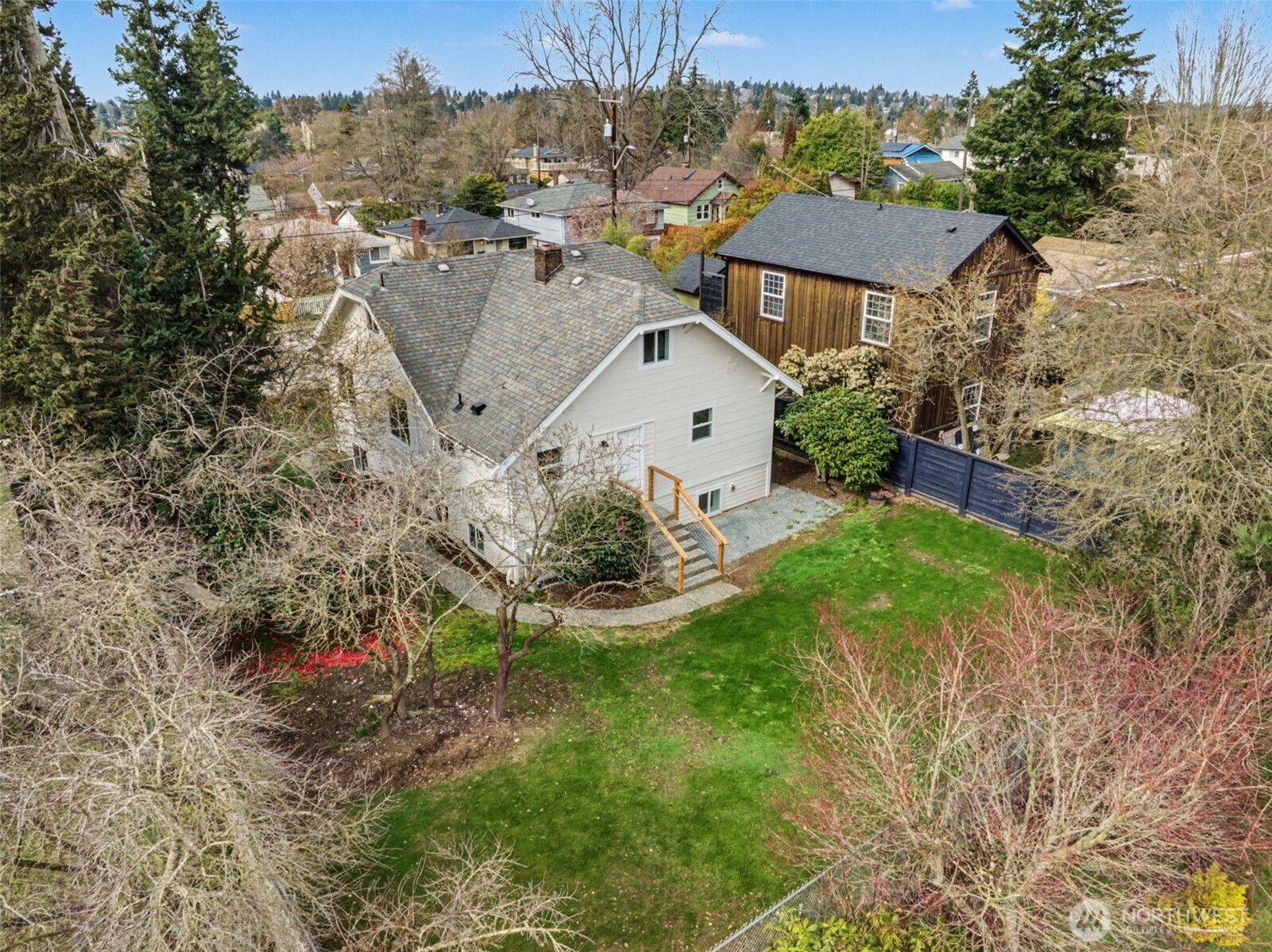 8844 16th Avenue Southwest Seattle, WA 98106 - Photo 29 of 35