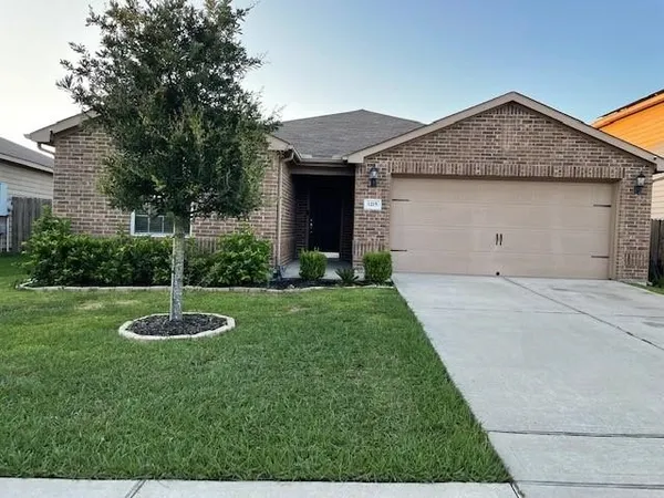 $2,100 | 1215 Wallflower Avenue, Baytown, TX 77521