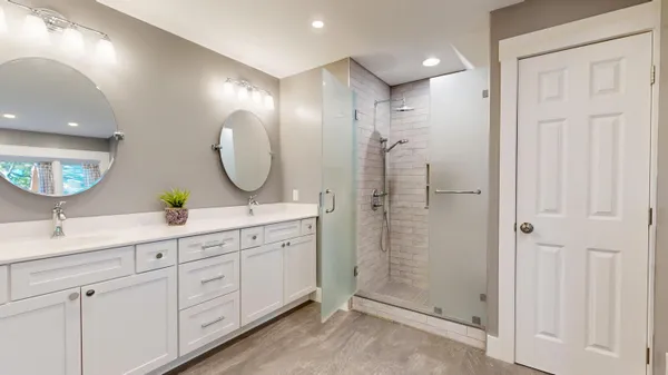 $850,000 | 77 Appleseed Drive, Turner, ME 04282