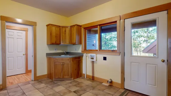 $850,000 | 77 Appleseed Drive, Turner, ME 04282