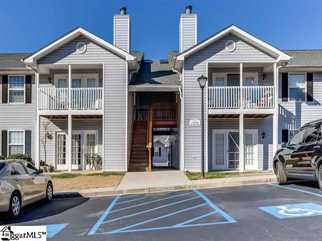 202 Pelham Square Way Greer, SC 29650 - Photo 1 of 20 Gallery Image 1