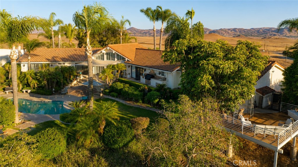 17850 Vista Del Lago Drive Riverside, CA 92503 - Photo 37 of 75