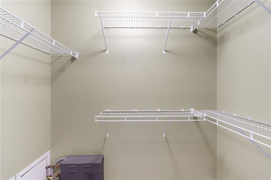 246 Berkeley Way Monroeville, PA 15146 - Photo 23 of 38 1 of 2 closets in primary