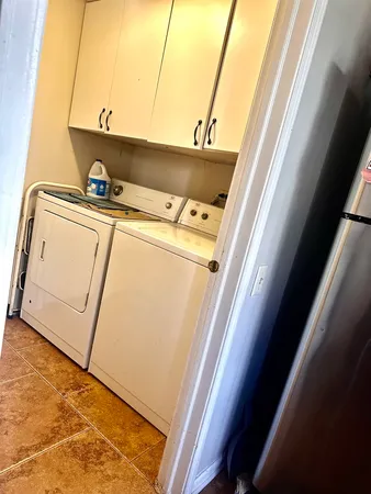 $2,600 | 225 Port Royal Circle, Unit 225, Aurora, IL 60504