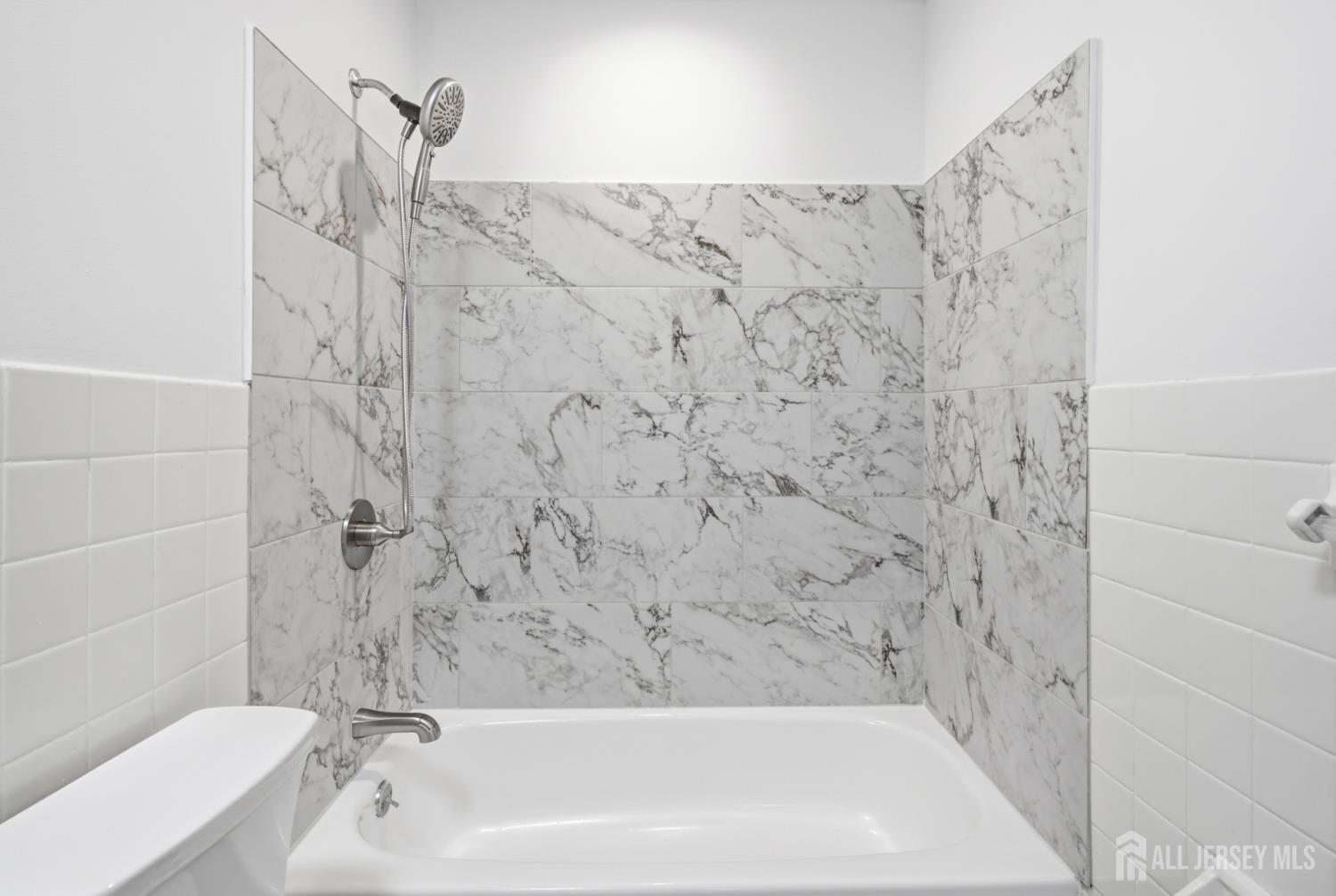 1719 Raspberry Court, Unit 1719 Edison, NJ 08817 - Photo 20 of 22