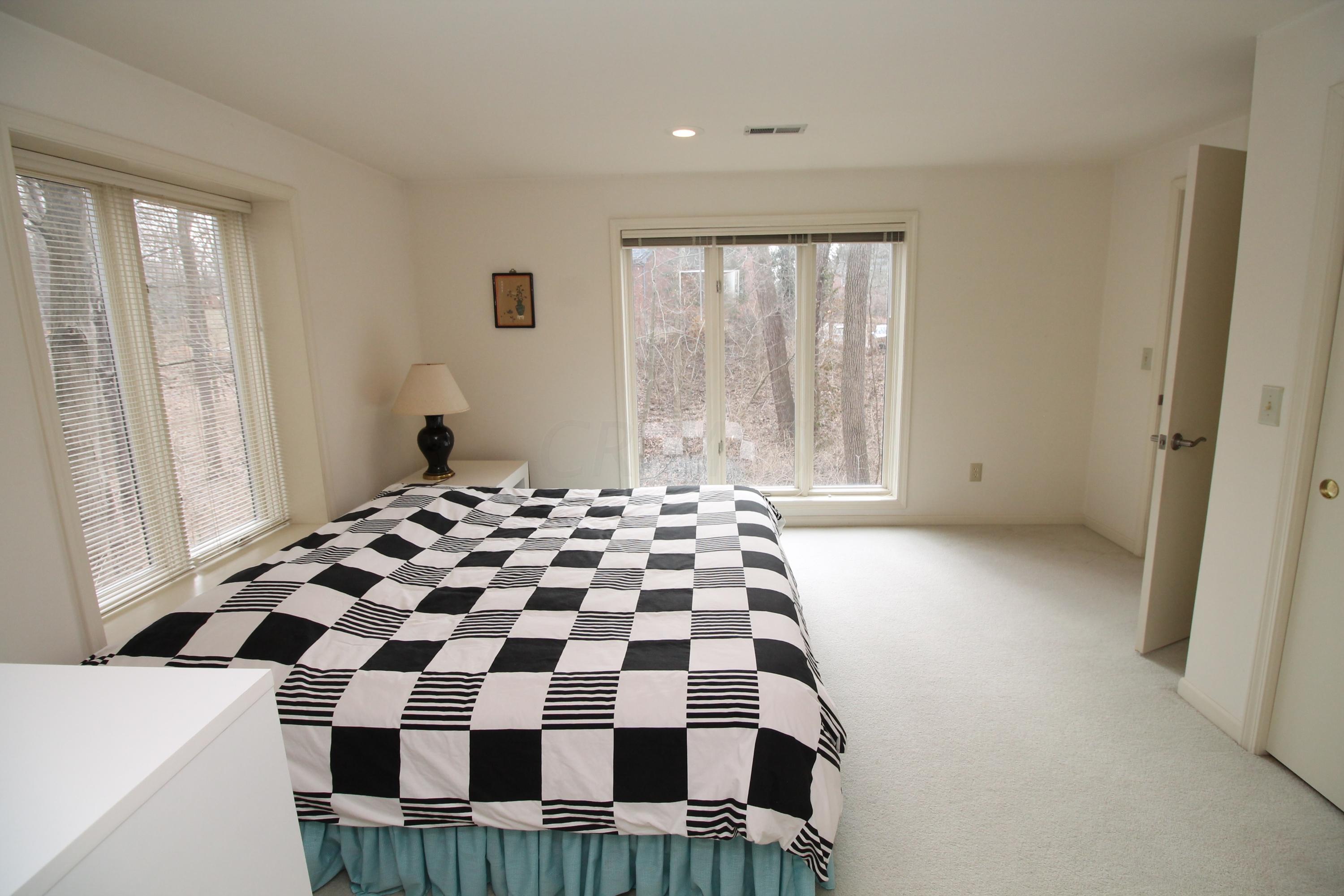 167 Lake Ridge Road Columbus, OH 43085 - Photo 35 of 54