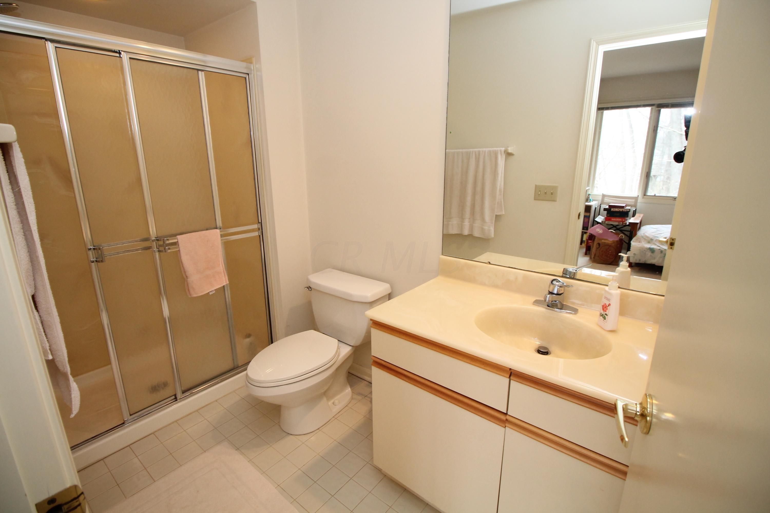 167 Lake Ridge Road Columbus, OH 43085 - Photo 38 of 54