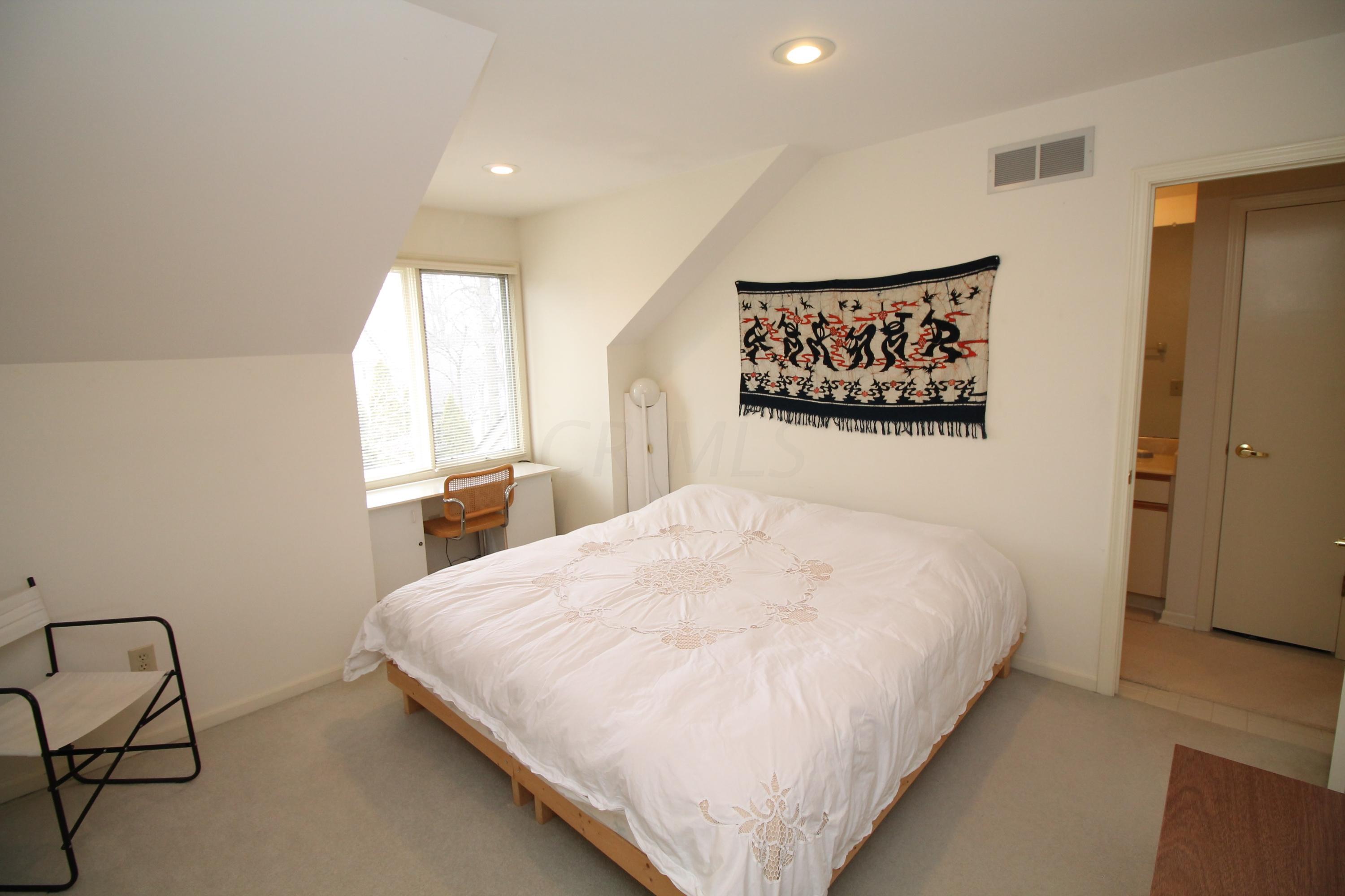 167 Lake Ridge Road Columbus, OH 43085 - Photo 39 of 54