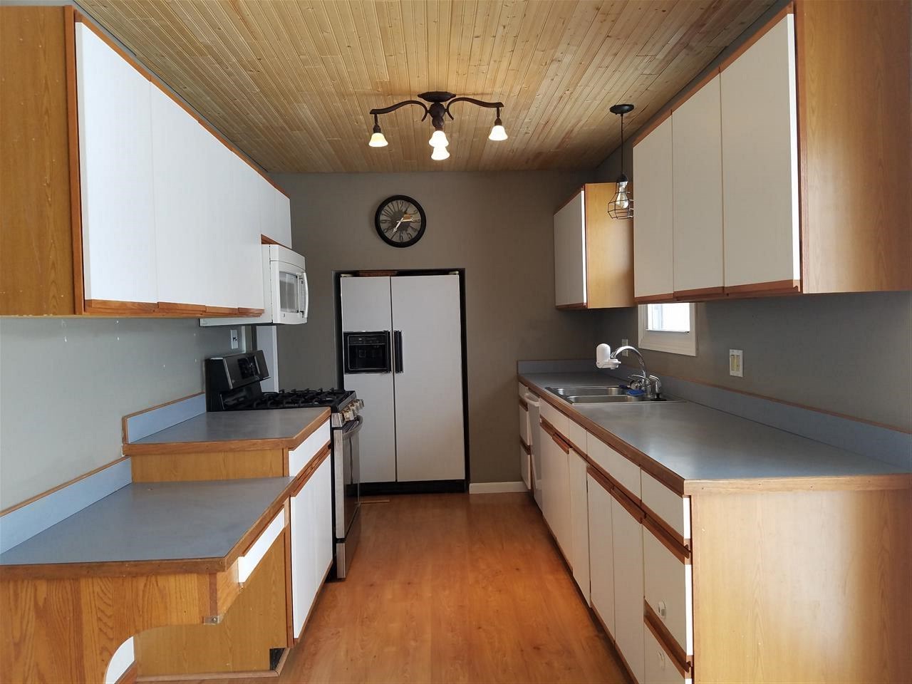 6950 Boone Road Traverse City, MI 49685 - Photo 8 of 35 1842504-7.JPG