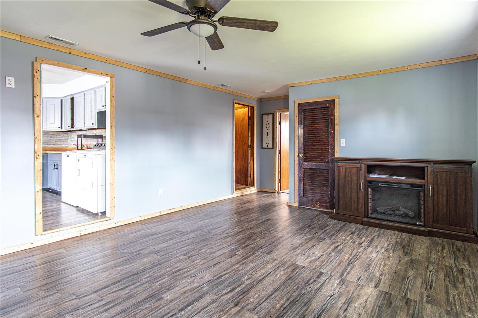 3013 Maryville Road Granite City, IL 62040 - Photo 15 of 26 Gallery Image 15