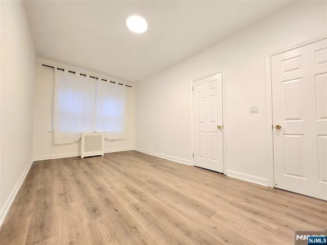 $2,150 | 218 Broad Avenue, Unit 2F, Leonia, NJ 07605