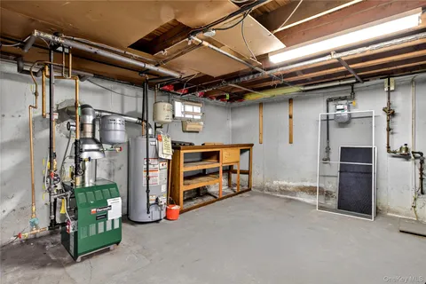 $949,000 | 354 Terrace Avenue, Garden City, NY 11530
