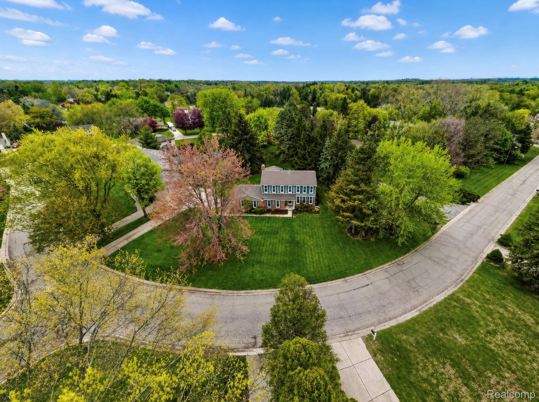 5028 Aintree Road Rochester, MI 48306 - Photo 47 of 51 834943C3-1142-4A92-BD96-8FF5B57283C8.jpeg