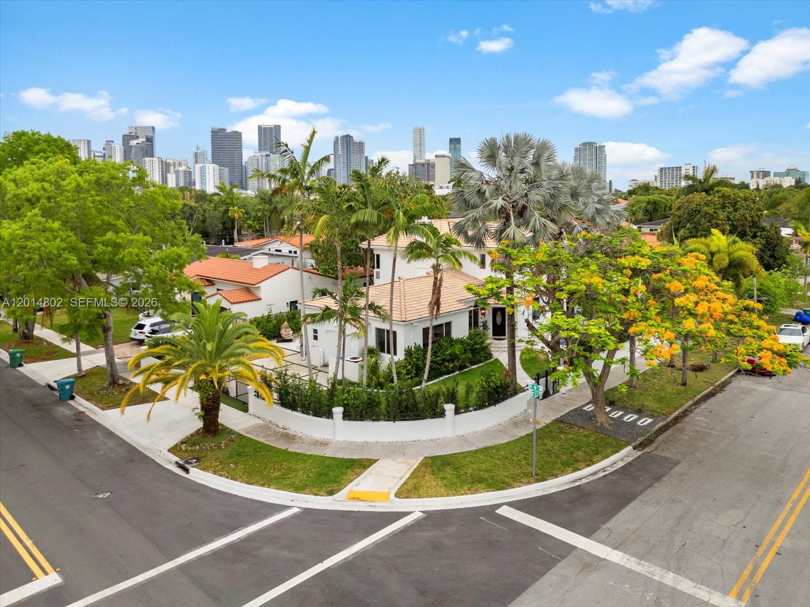 825 Southwest 23rd Road, Unit 1 Miami, FL 33129 - Photo 19 of 92