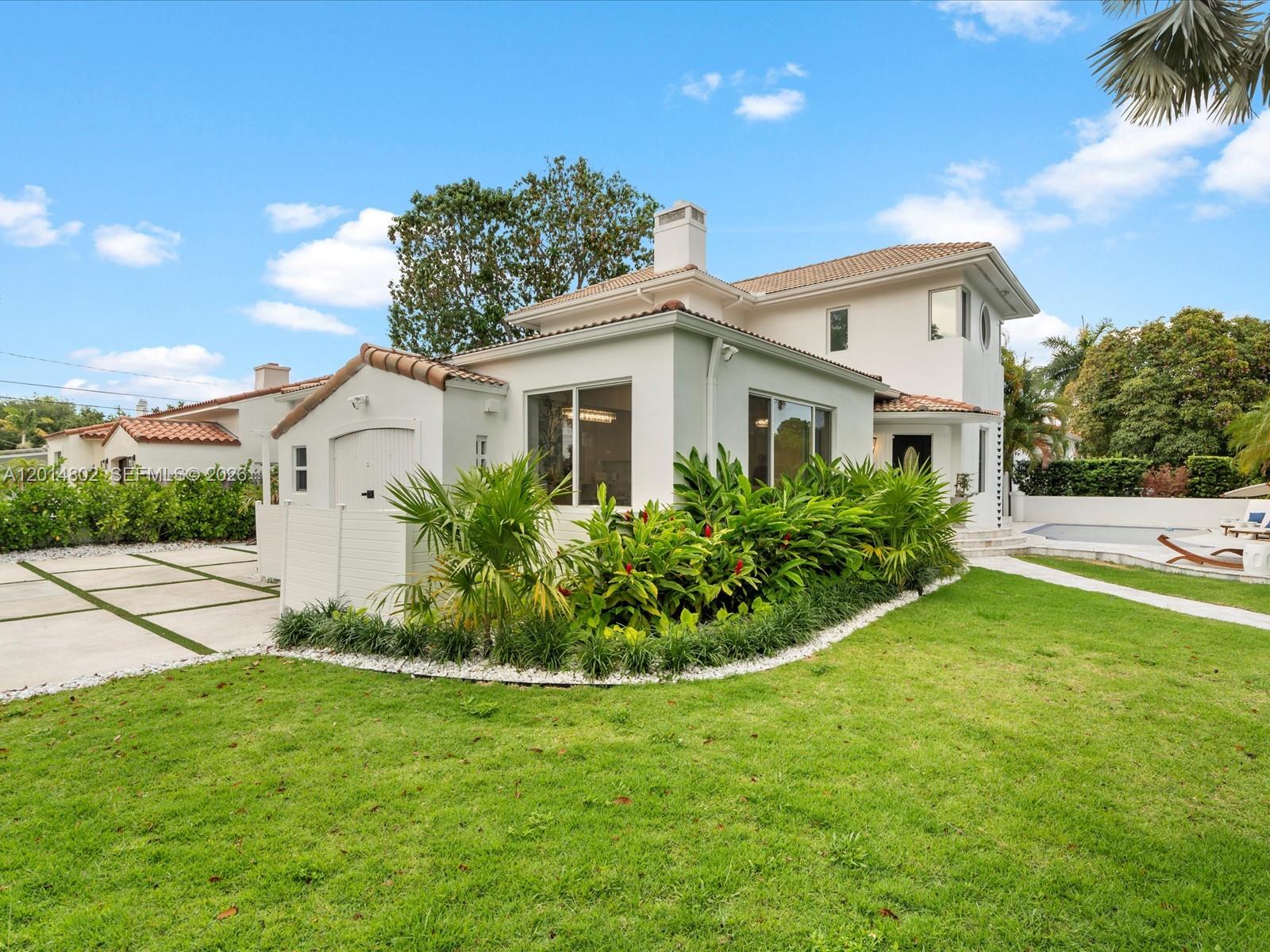 825 Southwest 23rd Road, Unit 1 Miami, FL 33129 - Photo 3 of 92
