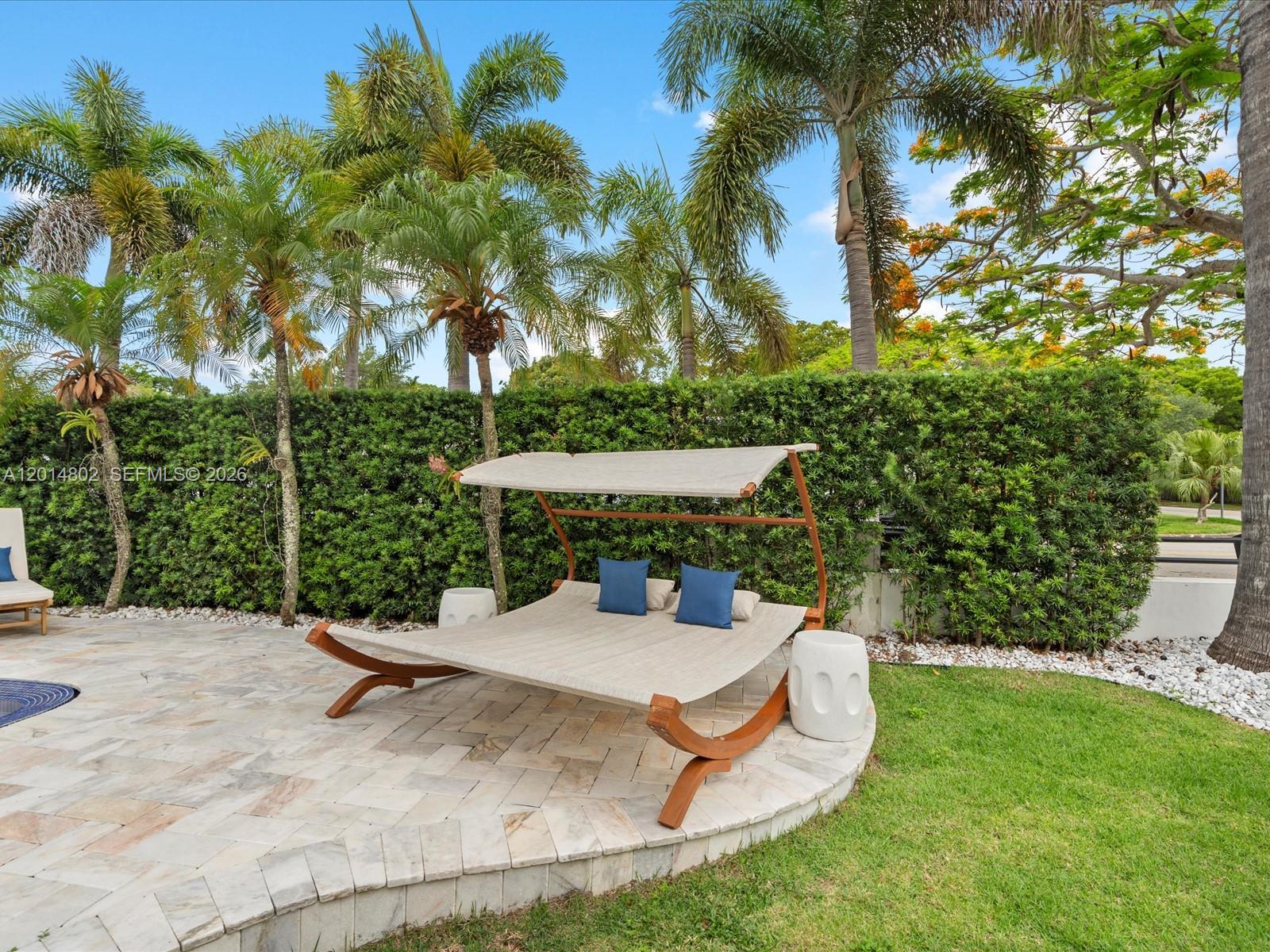 825 Southwest 23rd Road, Unit 1 Miami, FL 33129 - Photo 5 of 92