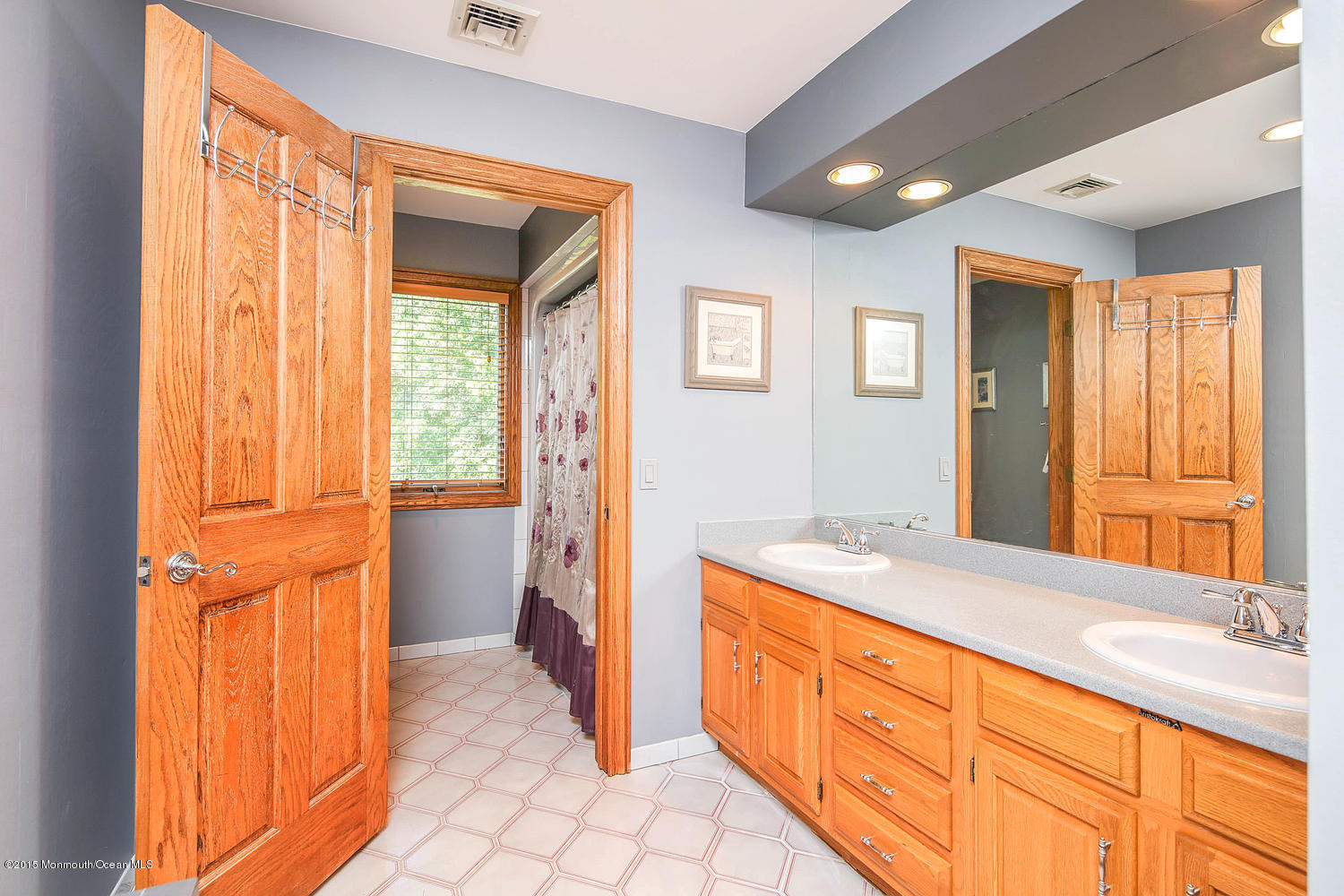 1624 Rustic Court Neptune, NJ 07753 - Photo 50 of 52 1624 Rustic Ct Wall Township-large-046-1