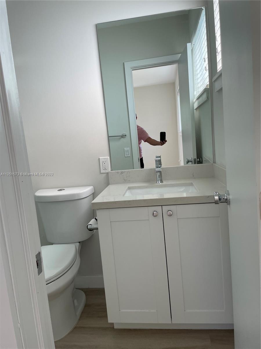 4152 Southwest 98th Avenue, Unit 4152 Miami, FL 33165 - Photo 12 of 15
