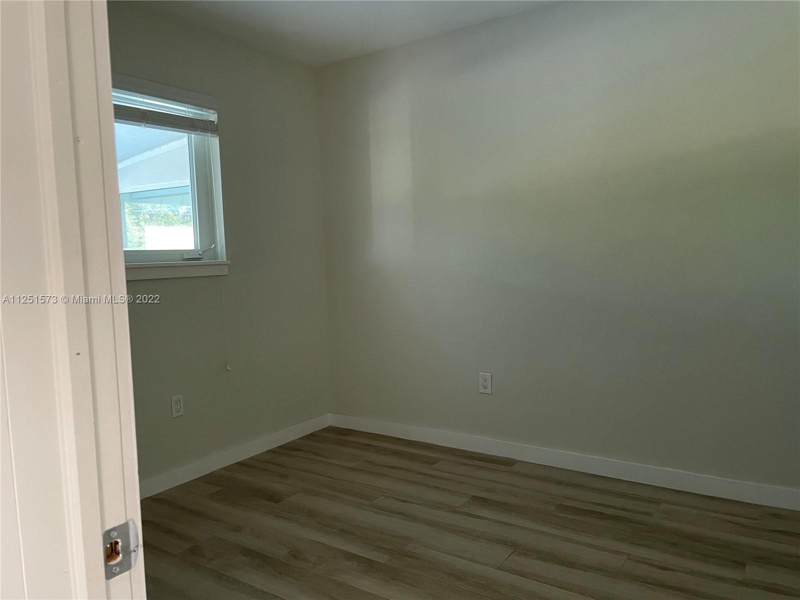 4152 Southwest 98th Avenue, Unit 4152 Miami, FL 33165 - Photo 13 of 15