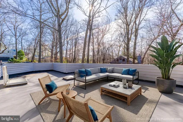 $1,050,000 | 2118 Owls Cove Lane, Reston, VA 20191