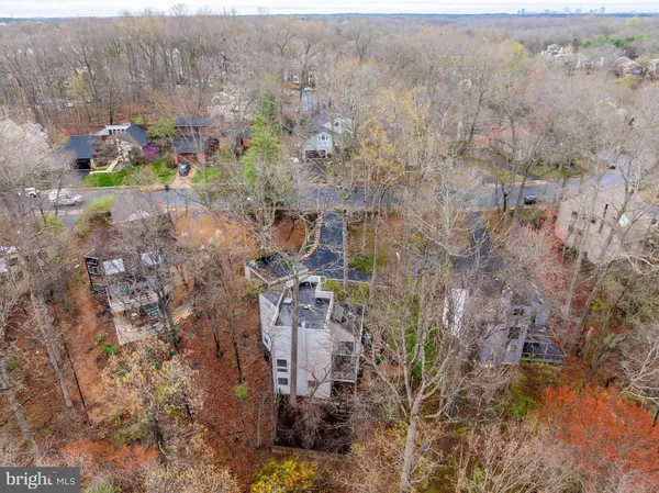 $1,050,000 | 2118 Owls Cove Lane, Reston, VA 20191