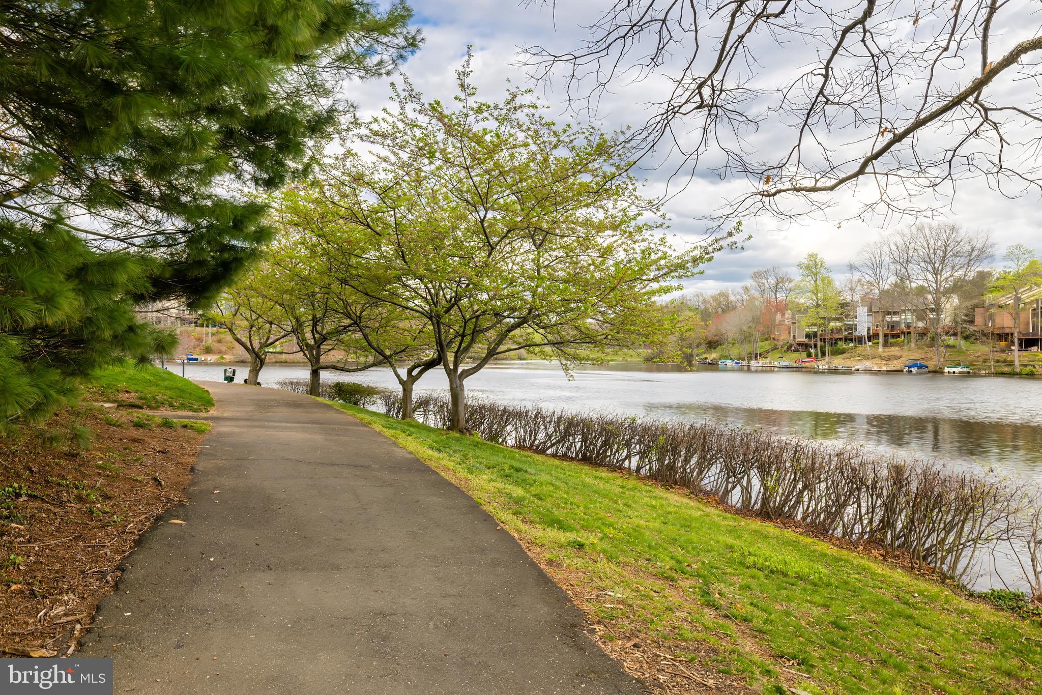 2118 Owls Cove Lane Reston, VA 20191 - Photo 10 of 10