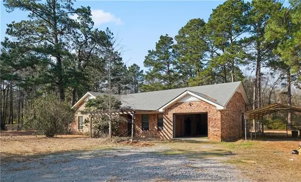 $145,000 | 124 Golden Lane, Pollock, LA 71467