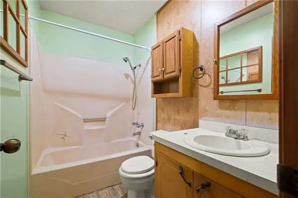$145,000 | 124 Golden Lane, Pollock, LA 71467