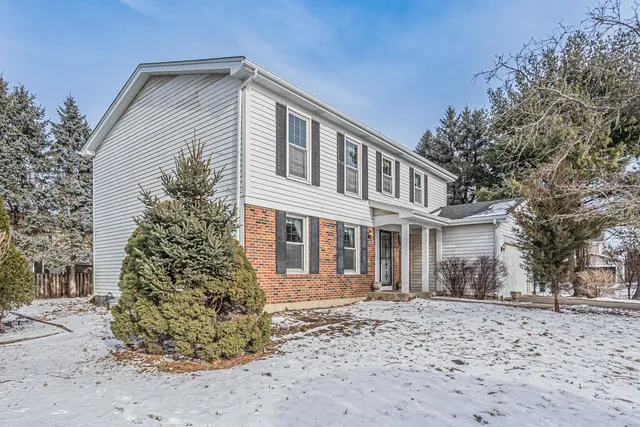 $469,000 | 121 South Raddant Road, Batavia, IL 60510