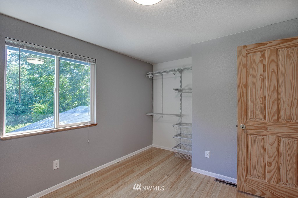 23832 1st Avenue West Bothell, WA 98021 - Photo 14 of 23