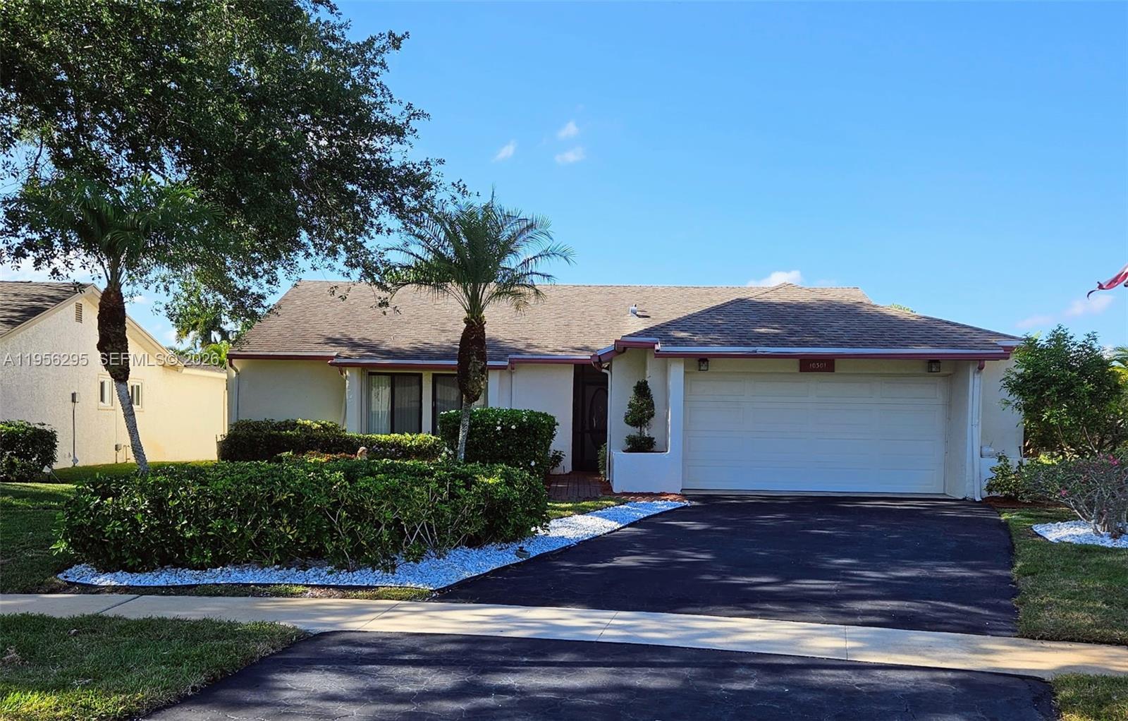 10301 Greenbriar Court Boca Raton, FL 33498 - Photo 2 of 56