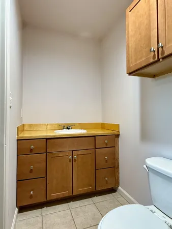 $1,000 | 3118 37th Street, Unit REAR, Lubbock, TX 79413