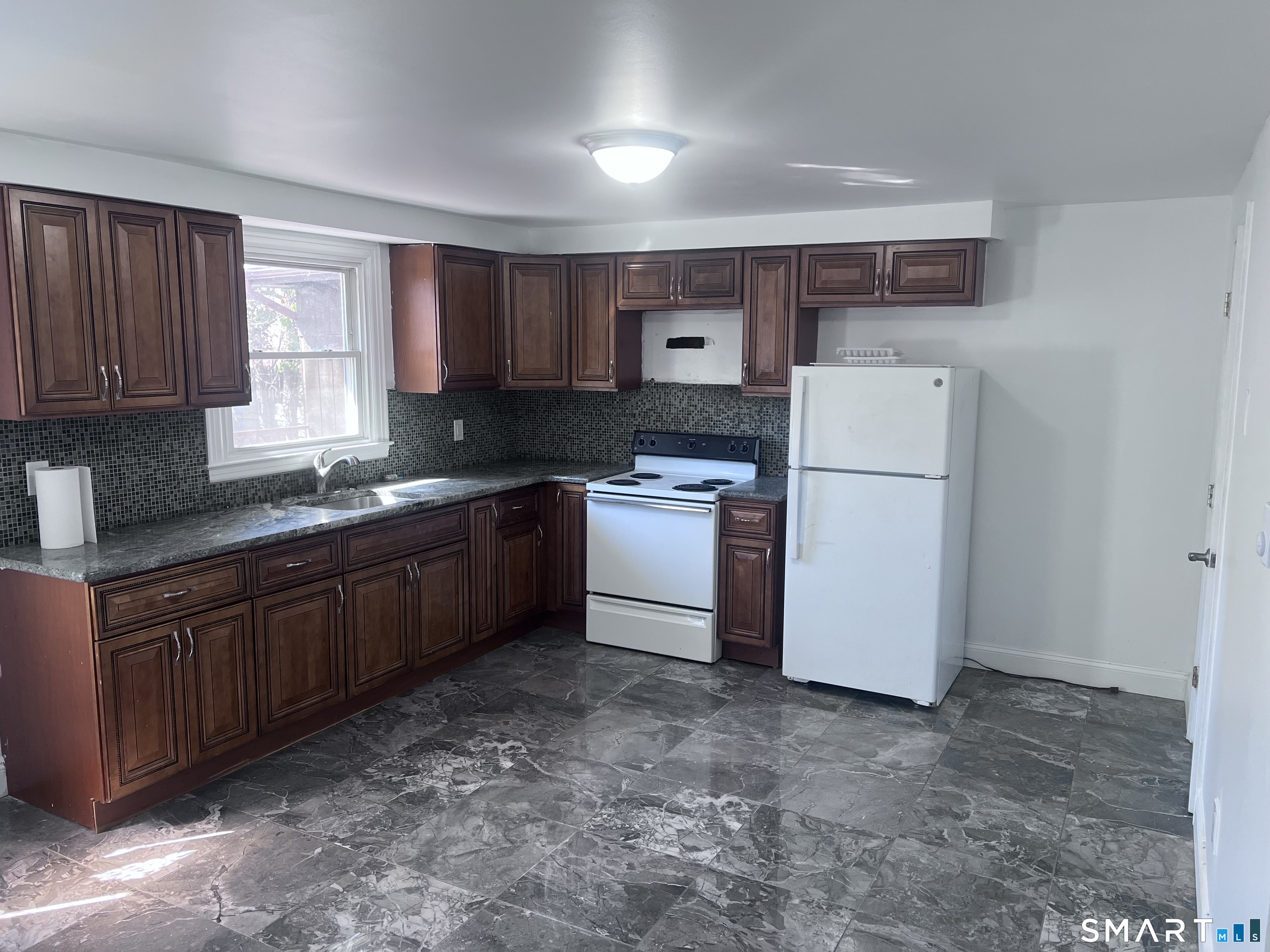 Quinlan Avenue Meriden, CT 06451 - Photo 3 of 9