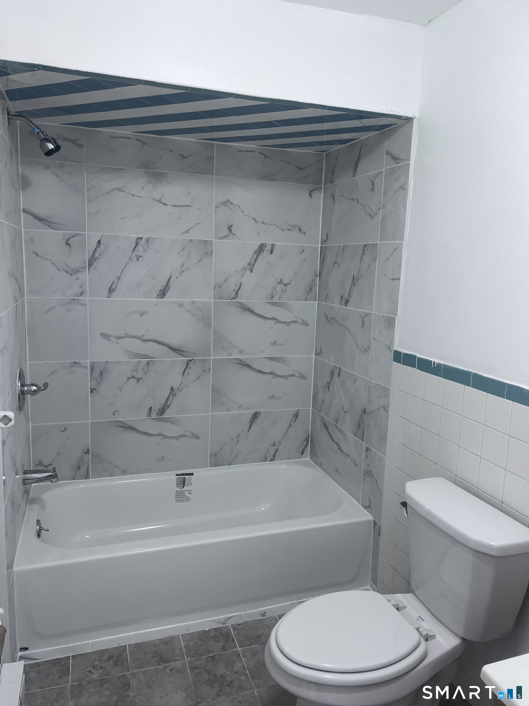 Quinlan Avenue Meriden, CT 06451 - Photo 5 of 9