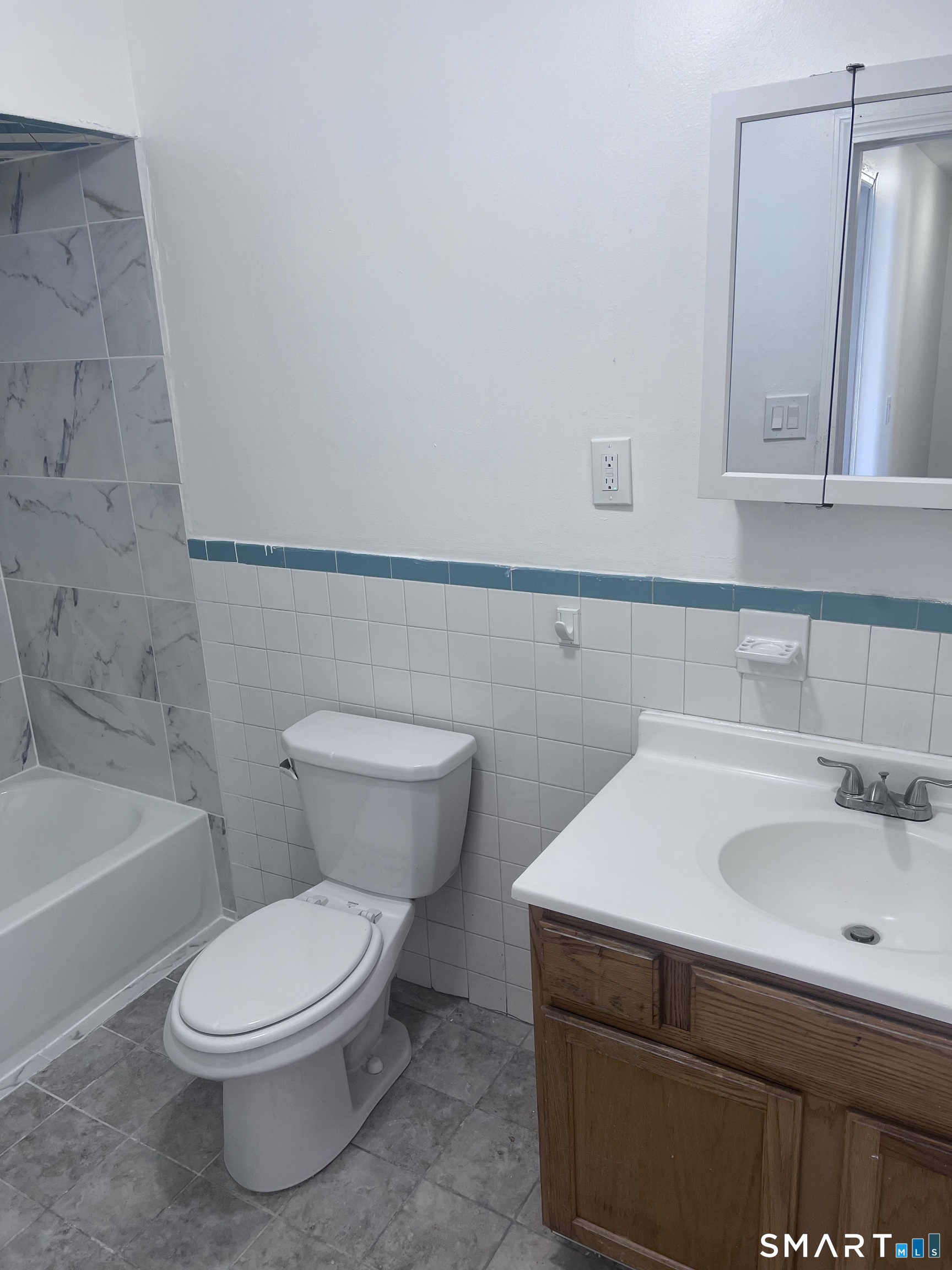 Quinlan Avenue Meriden, CT 06451 - Photo 6 of 9