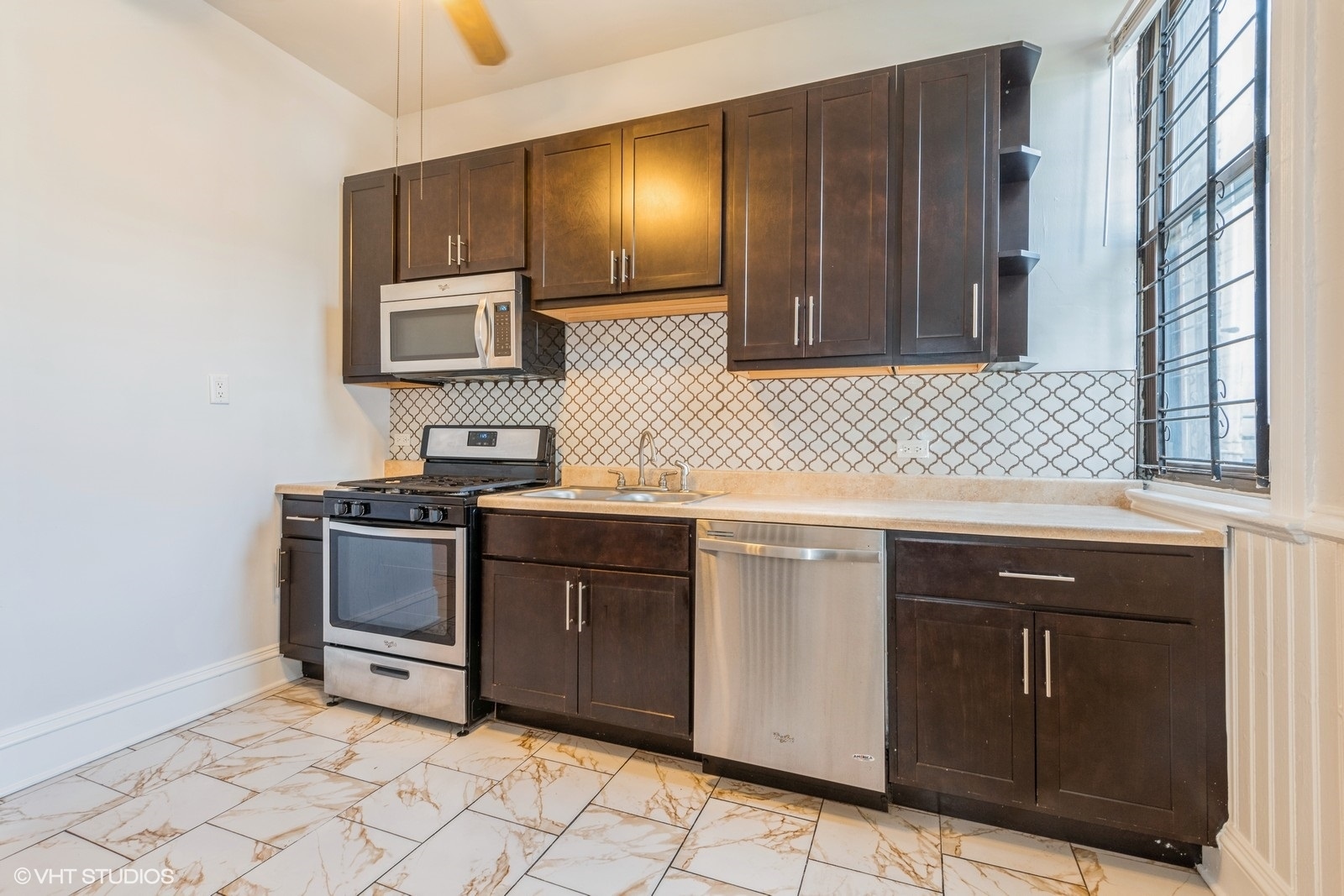 3136 South Prairie Avenue, Unit 1 Chicago, IL 60616 - Photo 9 of 19