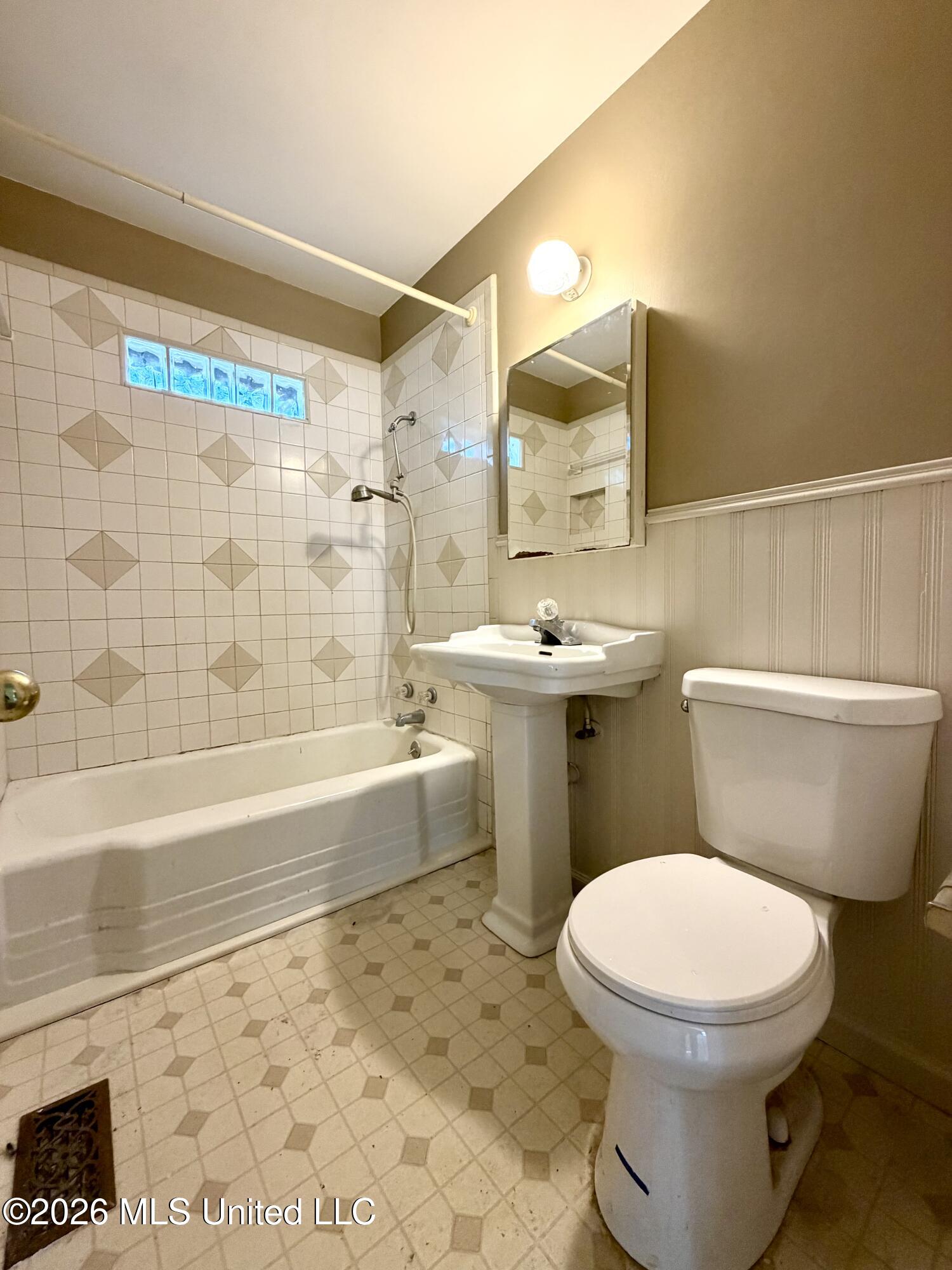 1003 South Jackson Street Brookhaven, MS 39601 - Photo 16 of 20 IMG_5916