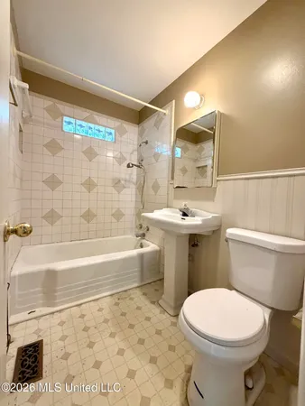 $139,000 | 1003 South Jackson Street, Brookhaven, MS 39601