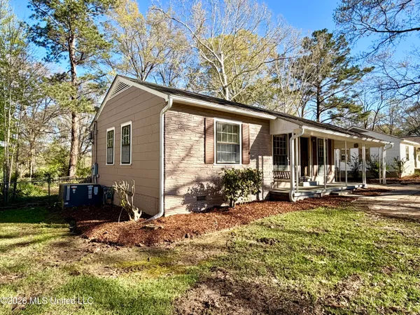 $139,000 | 1003 South Jackson Street, Brookhaven, MS 39601