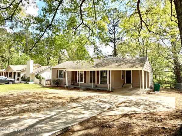 $139,000 | 1003 South Jackson Street, Brookhaven, MS 39601