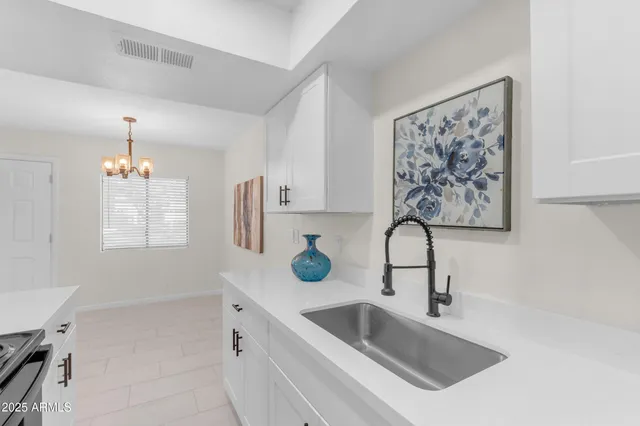 $1,690 | 286 West Palomino Drive, Unit 150, Chandler, AZ 85225