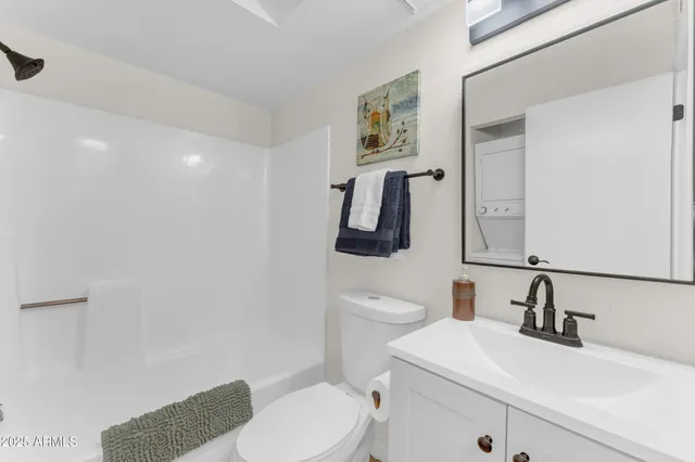 $1,690 | 286 West Palomino Drive, Unit 150, Chandler, AZ 85225