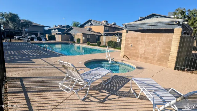 $1,690 | 286 West Palomino Drive, Unit 150, Chandler, AZ 85225