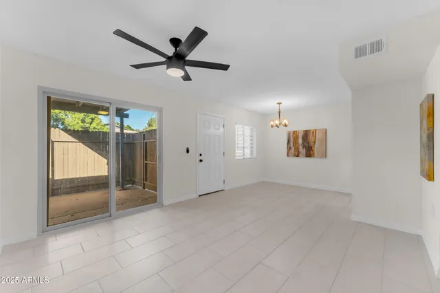 $1,690 | 286 West Palomino Drive, Unit 150, Chandler, AZ 85225