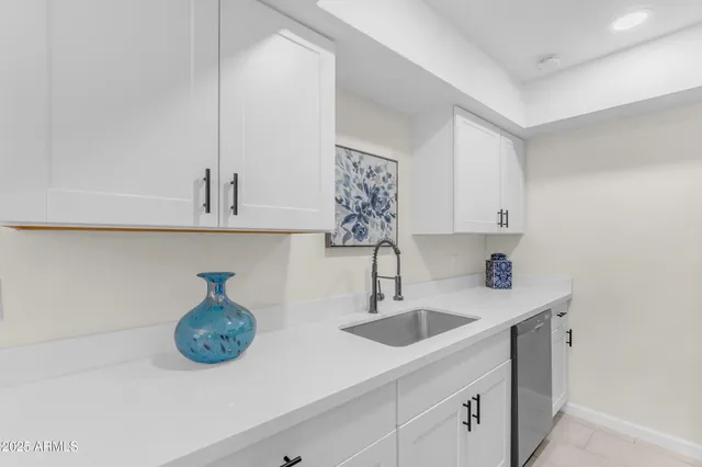 $1,690 | 286 West Palomino Drive, Unit 150, Chandler, AZ 85225