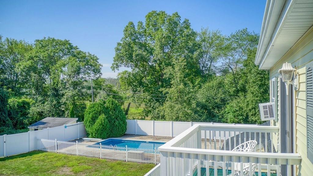 218 South Cross Road Haverhill, MA 01835 - Photo 7 of 28