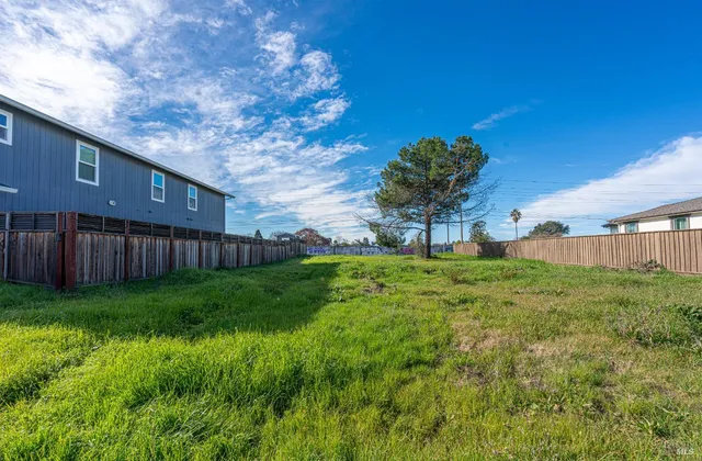 $300,000 | 3477 Santiago Drive, Santa Rosa, CA 95403