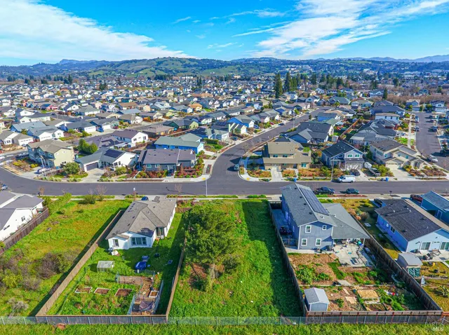 $300,000 | 3477 Santiago Drive, Santa Rosa, CA 95403