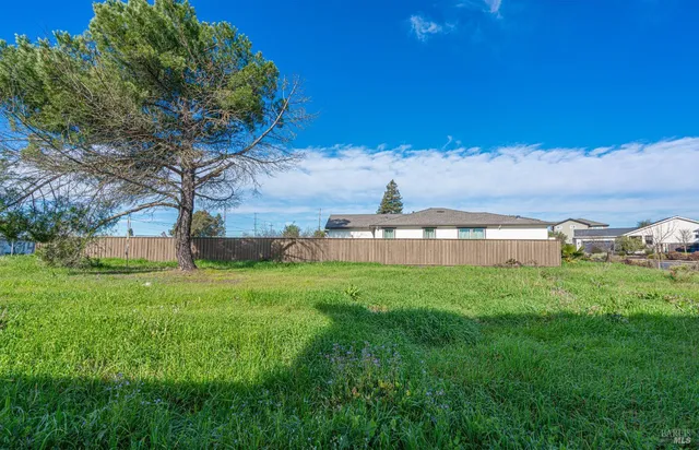 $300,000 | 3477 Santiago Drive, Santa Rosa, CA 95403